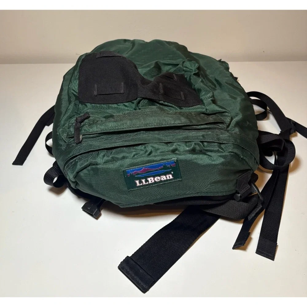 Vintage L.L. Bean Hiking Backpack | Green